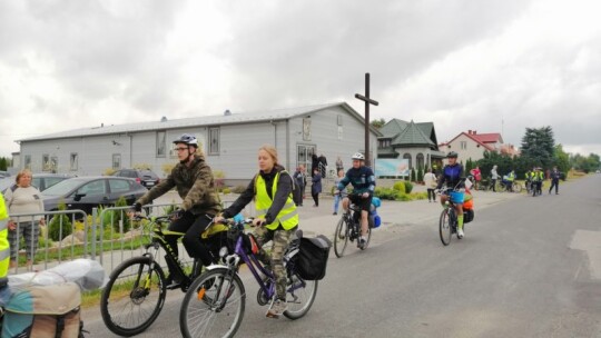 Głoszenie przez kręcenie - Rowerowi JP II na szlaku