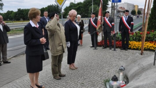 Pamięci rozstrzelanych na moście