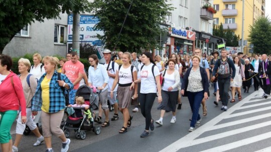 Kierunek: Jasna Góra! Pielgrzymka Podlaska dzień po dniu [wideo]