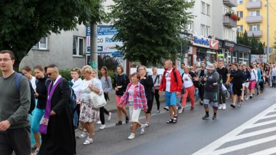 Kierunek: Jasna Góra! Pielgrzymka Podlaska dzień po dniu [wideo]