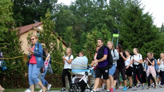 Kierunek: Jasna Góra! Pielgrzymka Podlaska dzień po dniu [wideo]