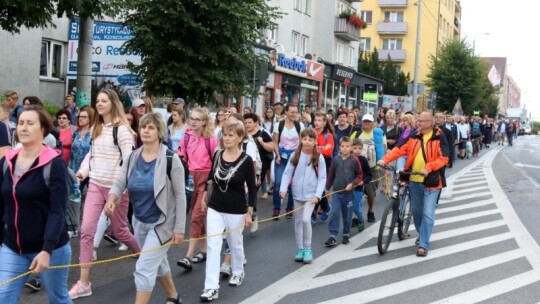 Kierunek: Jasna Góra! Pielgrzymka Podlaska dzień po dniu [wideo]