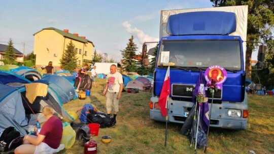 Kierunek: Jasna Góra! Pielgrzymka Podlaska dzień po dniu [wideo]