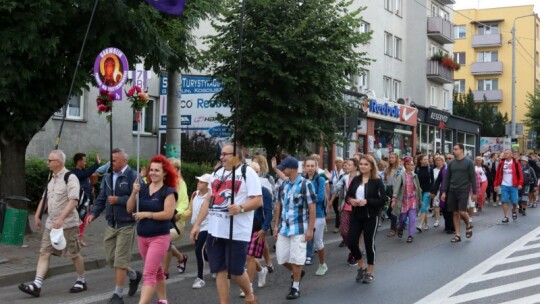 Kierunek: Jasna Góra! Pielgrzymka Podlaska dzień po dniu [wideo]