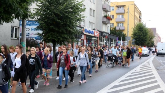 Kierunek: Jasna Góra! Pielgrzymka Podlaska dzień po dniu [wideo]