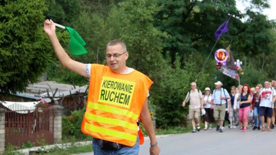 Kierunek: Jasna Góra! Pielgrzymka Podlaska dzień po dniu [wideo]