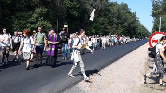 Kierunek: Jasna Góra! Pielgrzymka Podlaska dzień po dniu [wideo]