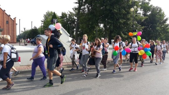 Kierunek: Jasna Góra! Pielgrzymka Podlaska dzień po dniu [wideo]