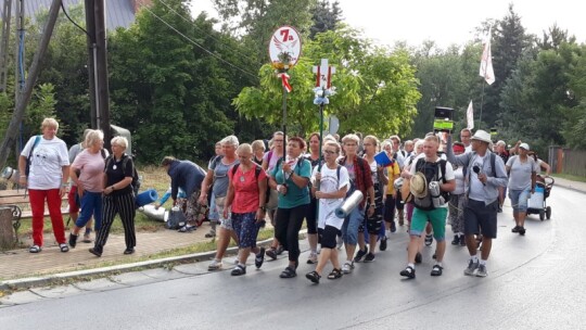 Kierunek: Jasna Góra! Pielgrzymka Podlaska dzień po dniu [wideo]