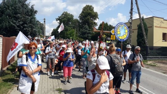 Kierunek: Jasna Góra! Pielgrzymka Podlaska dzień po dniu [wideo]