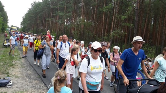 Kierunek: Jasna Góra! Pielgrzymka Podlaska dzień po dniu [wideo]