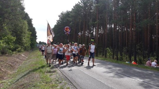 Kierunek: Jasna Góra! Pielgrzymka Podlaska dzień po dniu [wideo]