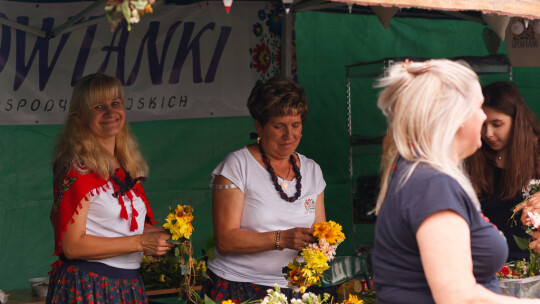 Cały powiat dziękował za plony w Miętnem Cały powiat dziękował za plony w Miętnem
