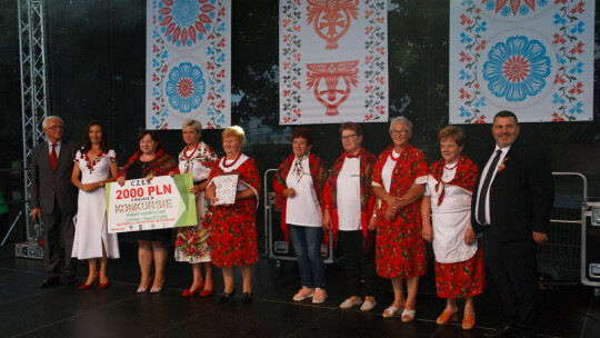 Cały powiat dziękował za plony w Miętnem Cały powiat dziękował za plony w Miętnem