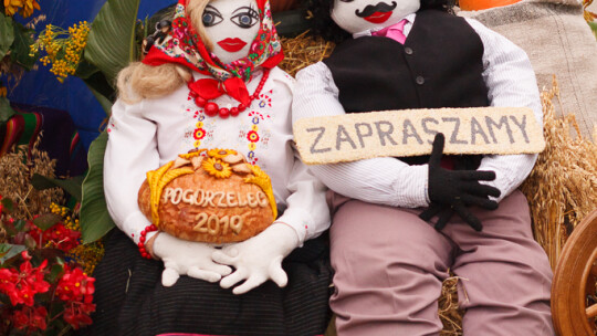 Cały powiat dziękował za plony w Miętnem Cały powiat dziękował za plony w Miętnem