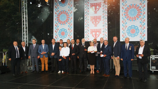 Cały powiat dziękował za plony w Miętnem Cały powiat dziękował za plony w Miętnem