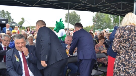 Cały powiat dziękował za plony w Miętnem Cały powiat dziękował za plony w Miętnem