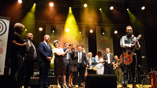 Cały powiat dziękował za plony w Miętnem Cały powiat dziękował za plony w Miętnem