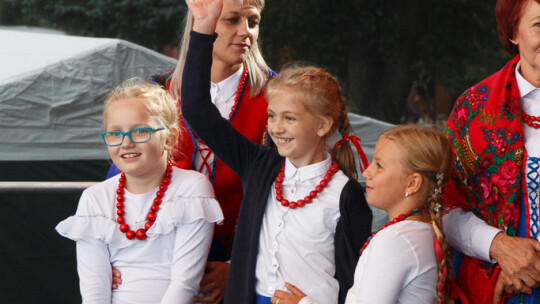 Cały powiat dziękował za plony w Miętnem Cały powiat dziękował za plony w Miętnem