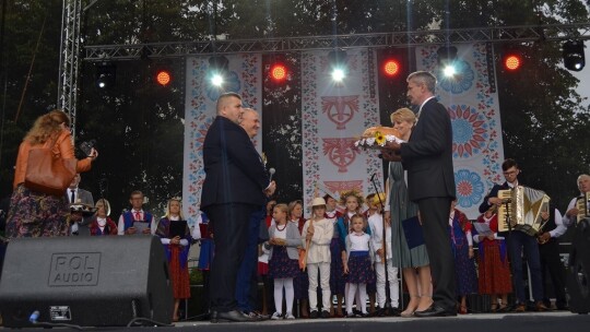 Cały powiat dziękował za plony w Miętnem Cały powiat dziękował za plony w Miętnem