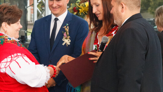 Cały powiat dziękował za plony w Miętnem Cały powiat dziękował za plony w Miętnem