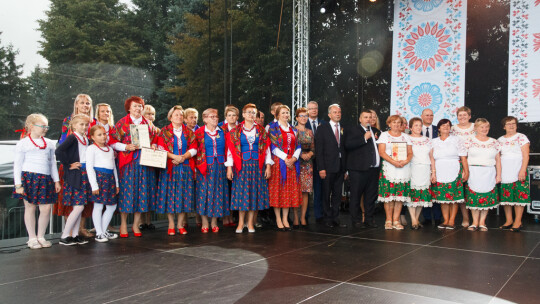 Cały powiat dziękował za plony w Miętnem Cały powiat dziękował za plony w Miętnem