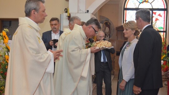 Cały powiat dziękował za plony w Miętnem Cały powiat dziękował za plony w Miętnem