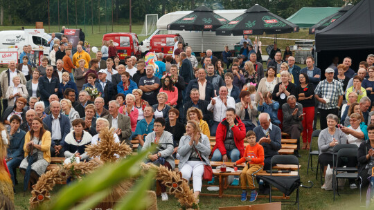 Cały powiat dziękował za plony w Miętnem Cały powiat dziękował za plony w Miętnem