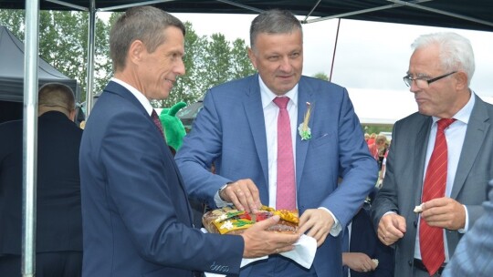 Cały powiat dziękował za plony w Miętnem Cały powiat dziękował za plony w Miętnem