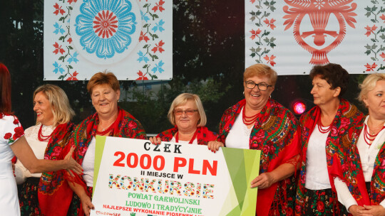 Cały powiat dziękował za plony w Miętnem Cały powiat dziękował za plony w Miętnem