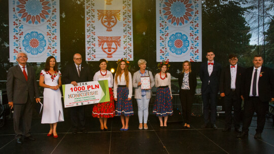 Cały powiat dziękował za plony w Miętnem Cały powiat dziękował za plony w Miętnem