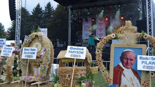 Cały powiat dziękował za plony w Miętnem Cały powiat dziękował za plony w Miętnem