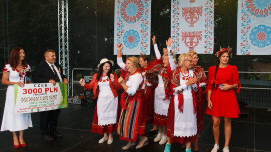 Cały powiat dziękował za plony w Miętnem Cały powiat dziękował za plony w Miętnem