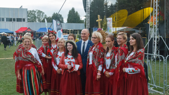 Cały powiat dziękował za plony w Miętnem Cały powiat dziękował za plony w Miętnem