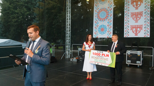 Cały powiat dziękował za plony w Miętnem Cały powiat dziękował za plony w Miętnem