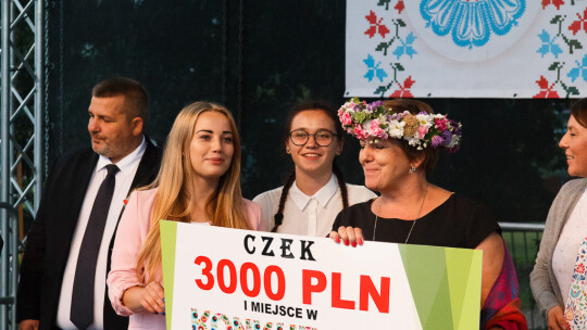 Cały powiat dziękował za plony w Miętnem Cały powiat dziękował za plony w Miętnem