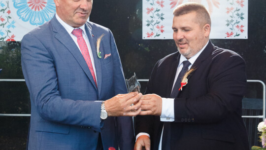 Sześcioro Zasłużonych dla Powiatu Sześcioro Zasłużonych dla Powiatu