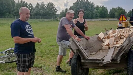 W czynie społecznym wybudowali altanę