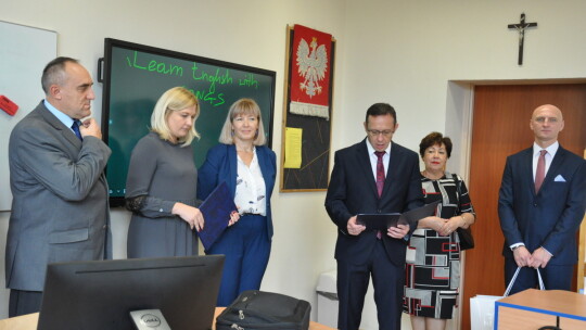 W Dwójce nauka języka będzie łatwiejsza