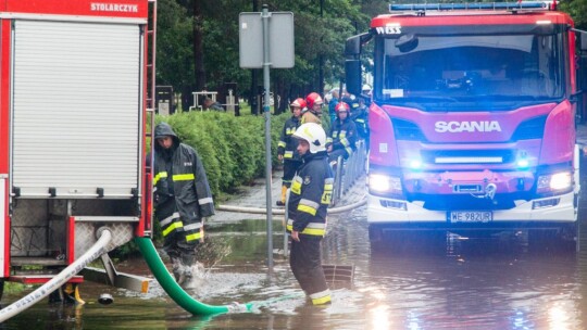 Zalany powiat. Strażacy walczą z podtopieniami [aktualizacja]