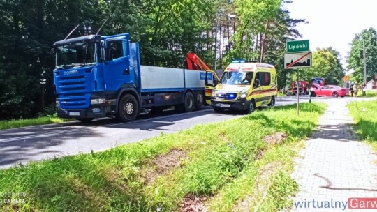 Opel z infiniti. Kolizja w Wygodzie