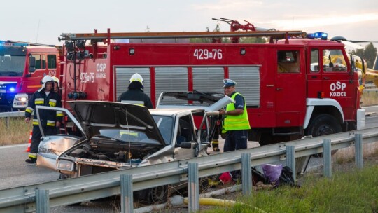 Wypadek w Trojanowie. Na S17 lądował LPR