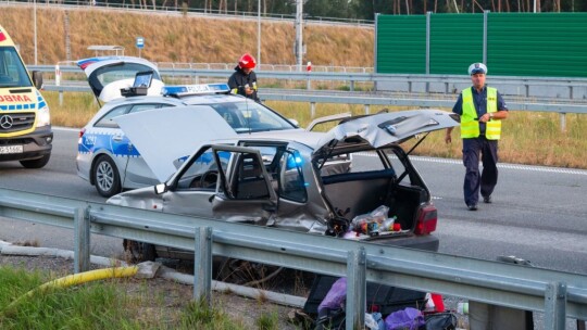 Wypadek w Trojanowie. Na S17 lądował LPR