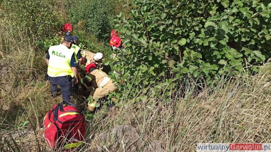 Motocyklista wpadł do rowu. Lądowało LPR