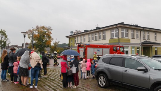 Dzieci z przedszkola ewakuowano do kościoła