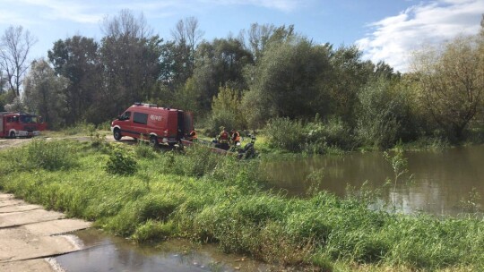 ?Rozbitkowie? na Wiśle postawili służby na nogi