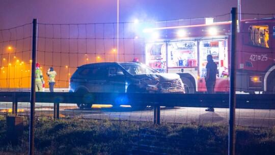 SUV uderzył w fiata. ?Maluch? spłonął