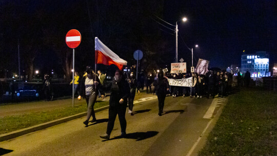 ?Jeb.. PiS?. Spacer w Garwolinie przeciwko decyzji Trybunału Konstytucyjnego [wideo]