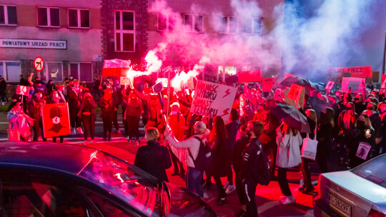 ?Jeb.. PiS?. Spacer w Garwolinie przeciwko decyzji Trybunału Konstytucyjnego [wideo]