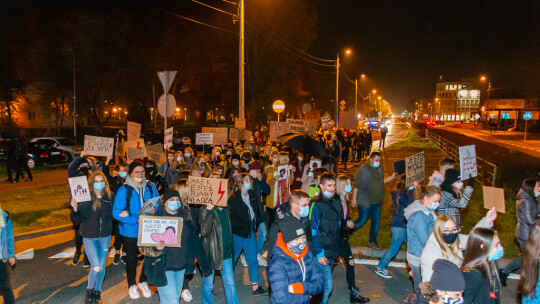 ?Spacer? odsłona druga. Kobiety i nie tylko w obronie wolności [wideo]